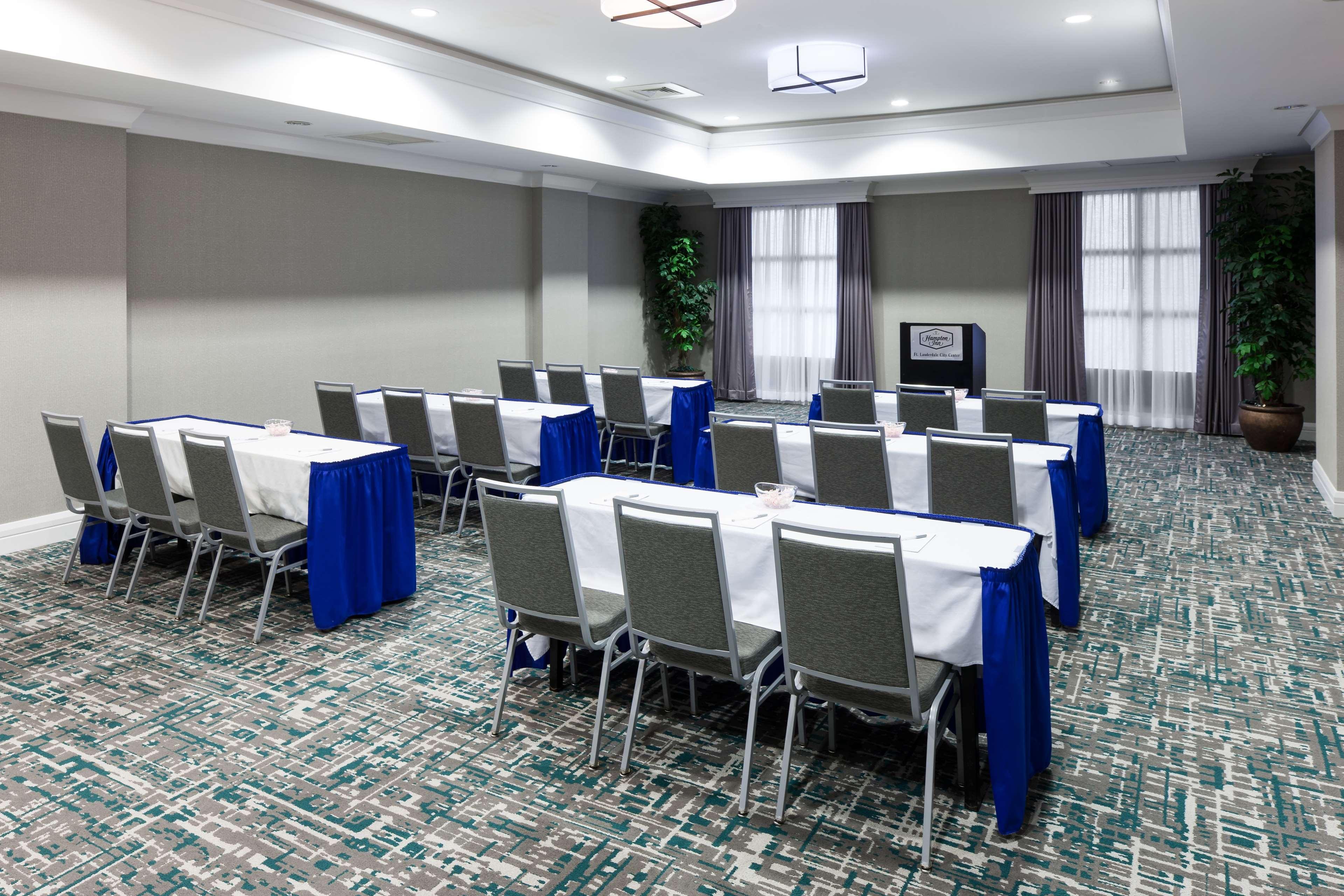 Hampton Inn Fort Lauderdale Downtown Las Olas Area מראה חיצוני תמונה