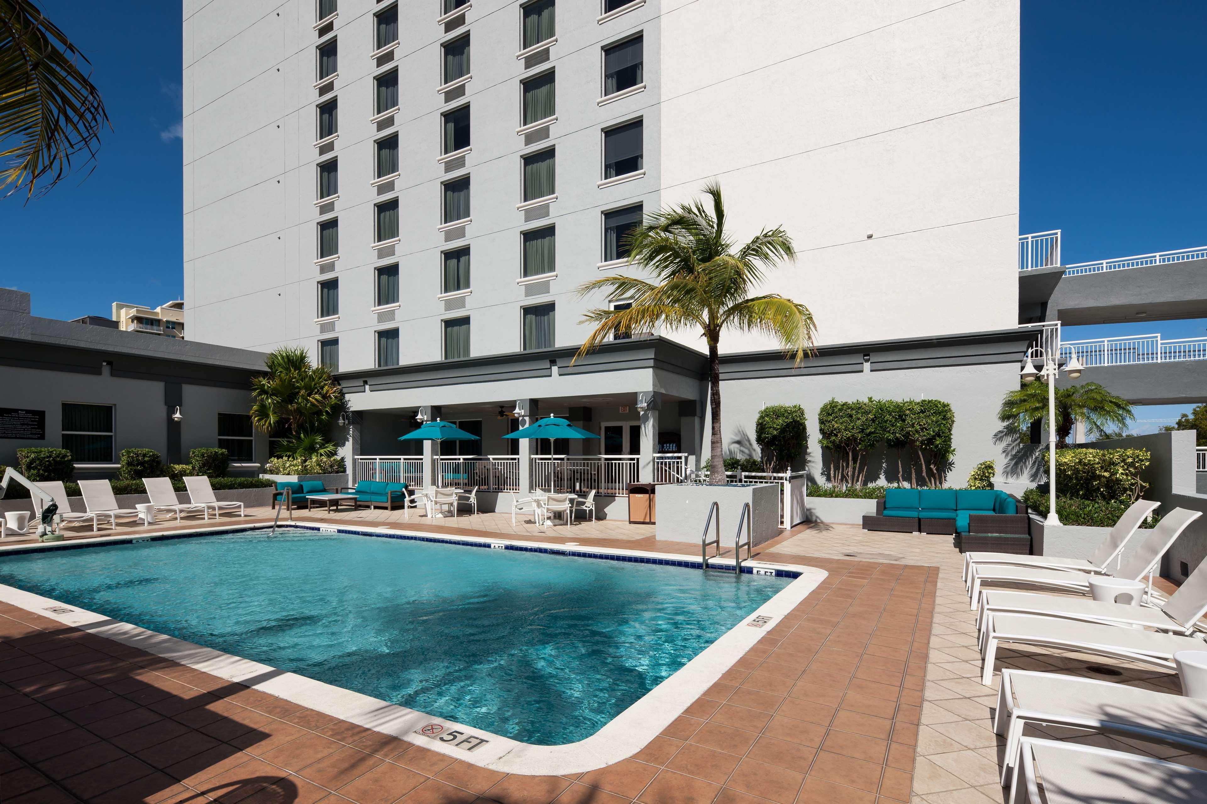 Hampton Inn Fort Lauderdale Downtown Las Olas Area מראה חיצוני תמונה