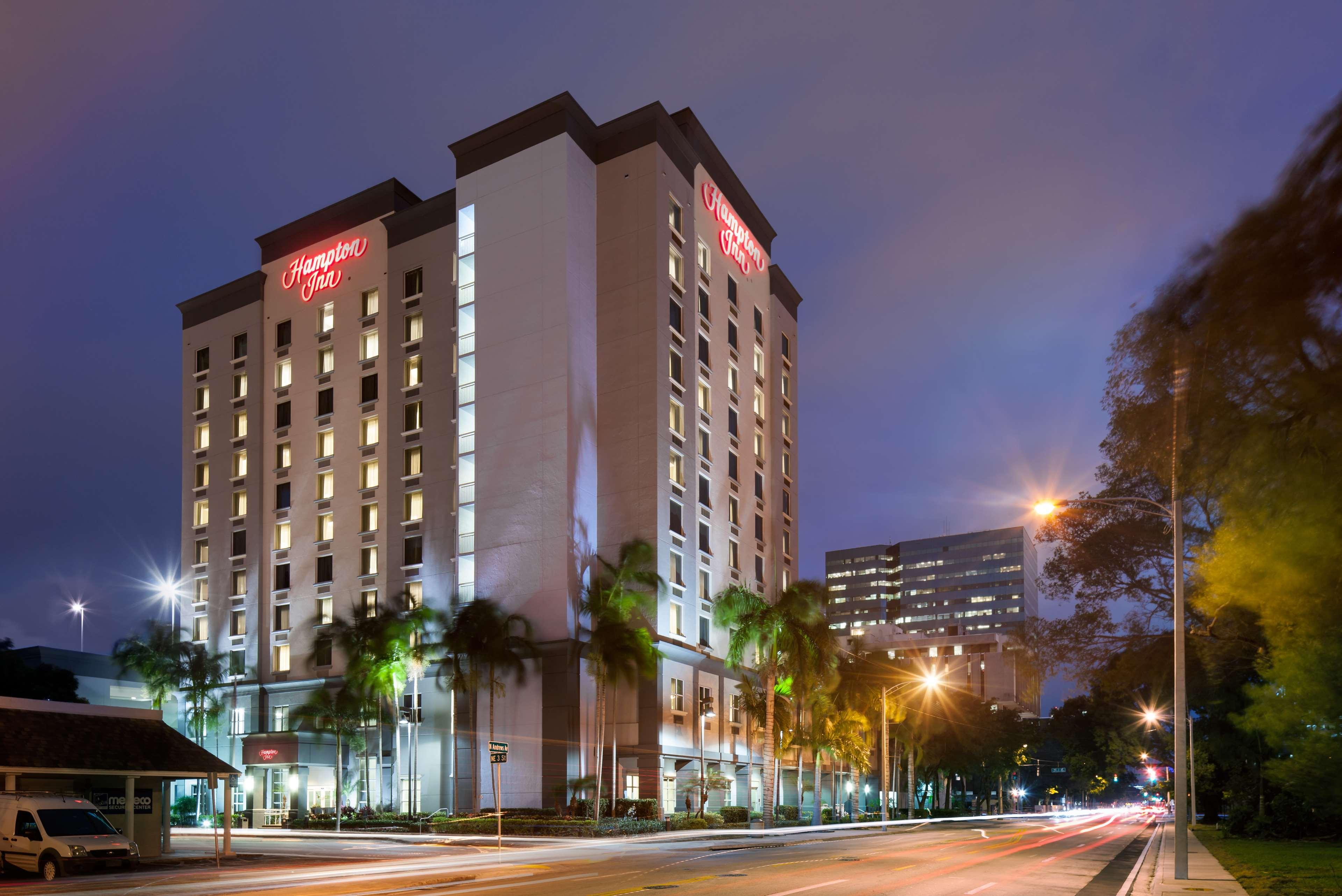 Hampton Inn Fort Lauderdale Downtown Las Olas Area מראה חיצוני תמונה